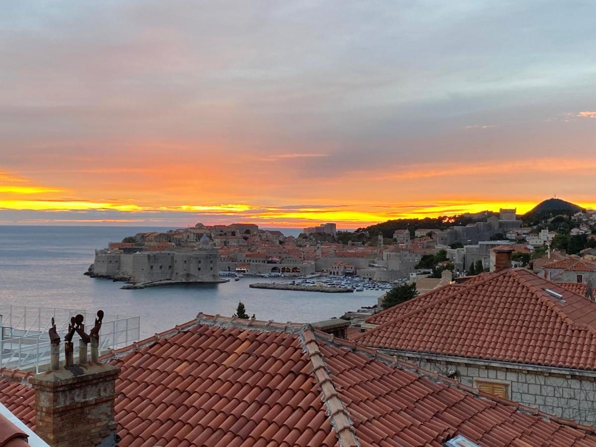 Sunset Over The Dubrovnik'S Old Town Eksteriør bilde