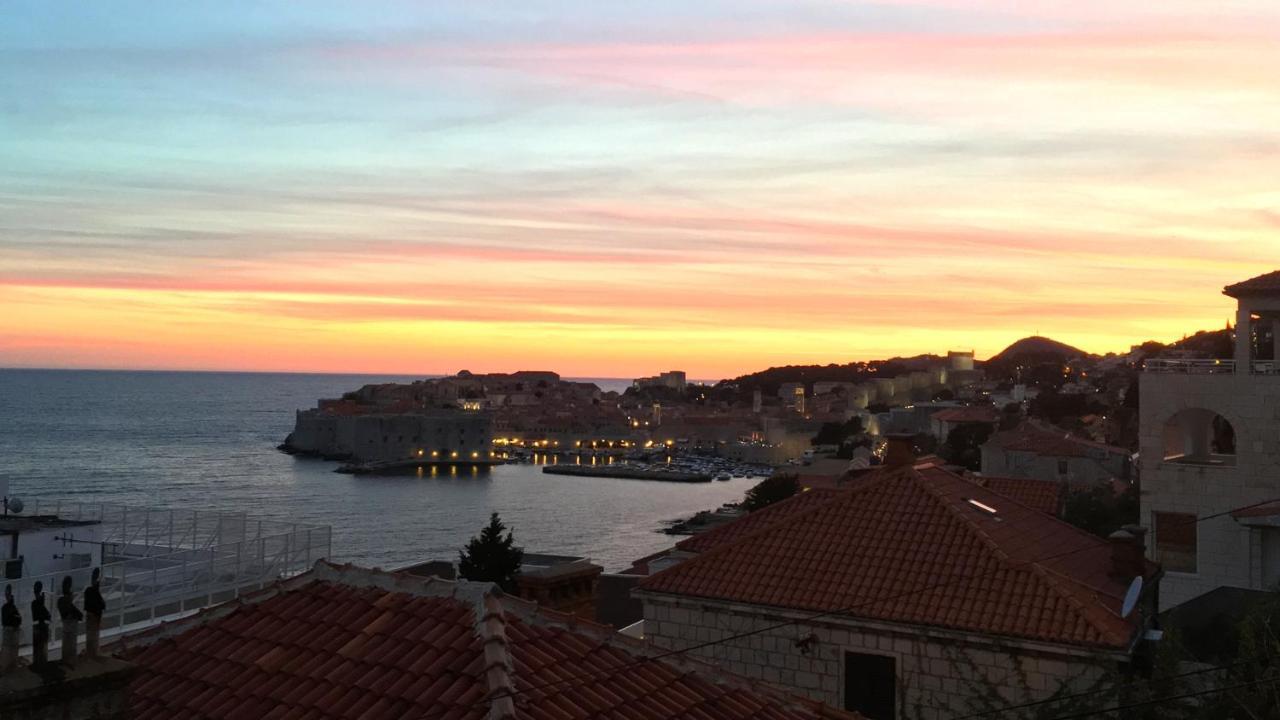 Sunset Over The Dubrovnik'S Old Town Eksteriør bilde
